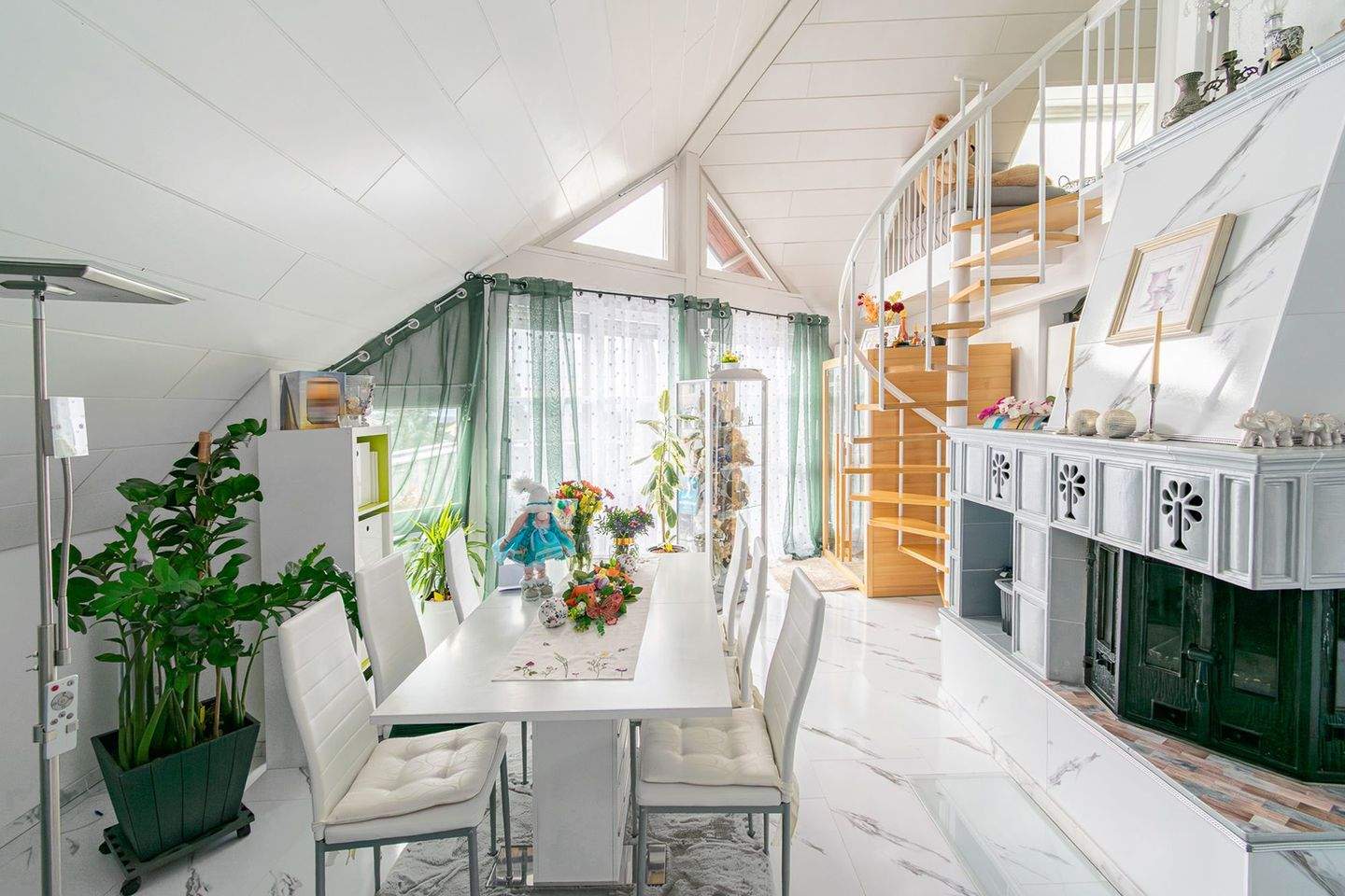 Maisonette-Wohnung mit Empore, Dachterrasse und beeindruckender Berg- und Seesicht! – Tettnang – Vorschaubild 5
