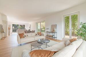 Traumwohnung mit sonnigem Garten – 22609 Hamburg – Vorschaubild 2