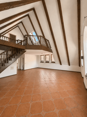 Großzügige Maisonette-Wohnung zur Miete im Herzen der Weidener Altstadt // Schulgasse 2 – 92637 Weiden in der Oberpfalz – Vorschaubild 2
