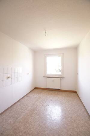 2-Raum-Wohnung in 4-Parteien-Haus – 7381 Pößneck – Vorschaubild 4