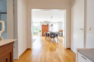 Großzügige 3-Zimmer-Eigentumswohnung in architektonisch ansprechender Wohnanlage mit großem Balkon – 20535 Hamburg – Vorschaubild 9