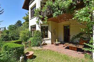 Villa zum Wachküssen in bester Lage: Villa auf herrlichem, ca. 1.319 m² großem Grundstück gen Süden – 21465 Wentorf bei Hamburg – Vorschaubild 6