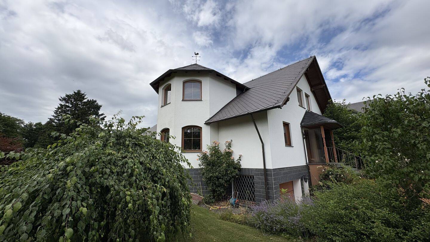 Wohnen im Grünen - Großzügiges Einfamilienhaus mit Obstgarten und Traumterrasse