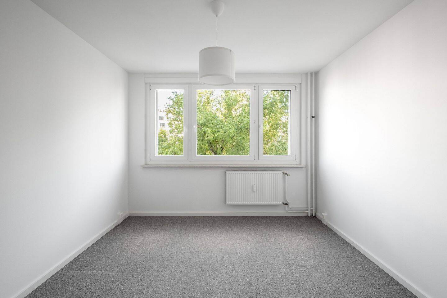 Ruhige 2-Zimmer-Wohnung mit Blick ins Grüne in zentraler Lage – Berlin – Vorschaubild 4