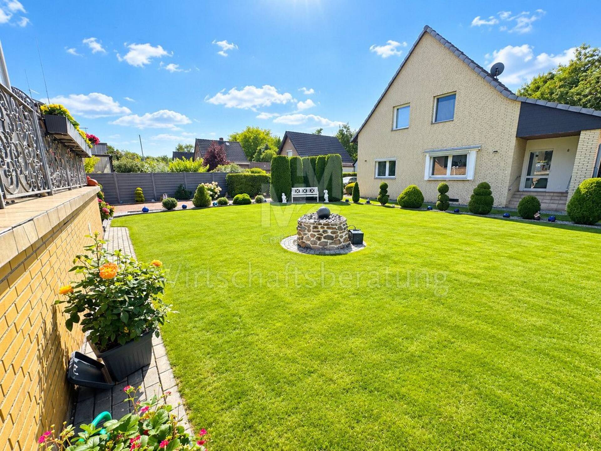 Mehrfamilienhaus in 30627 Hannover mit 227 m² kaufen