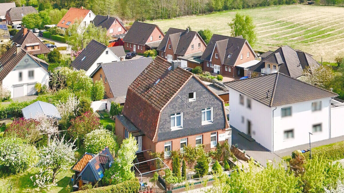 Großzügiges Familienhaus für Wohnen & Arbeiten