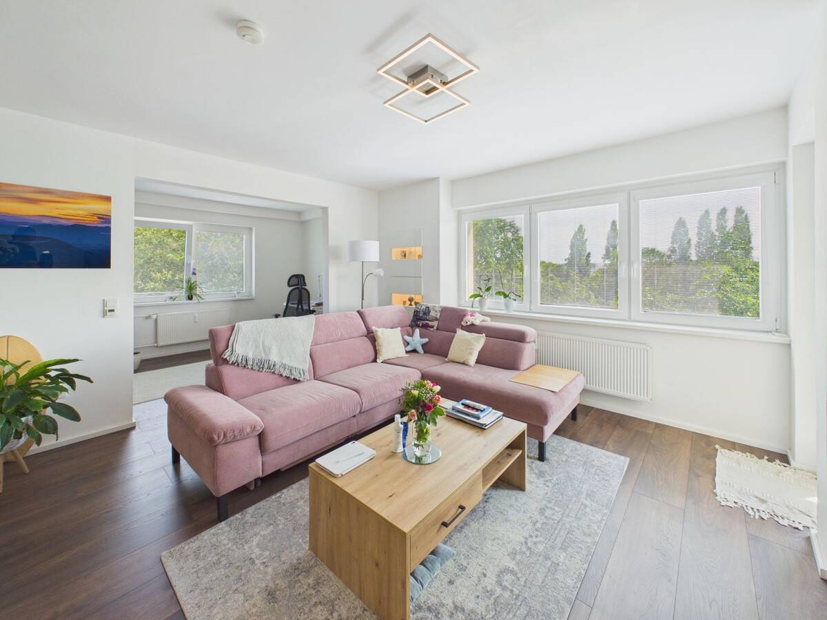 Sanierte 2,5-Zimmer-Wohnung mit Südbalkon und Aufzug – 45476 Mülheim an der Ruhr – Bild 1 von 7