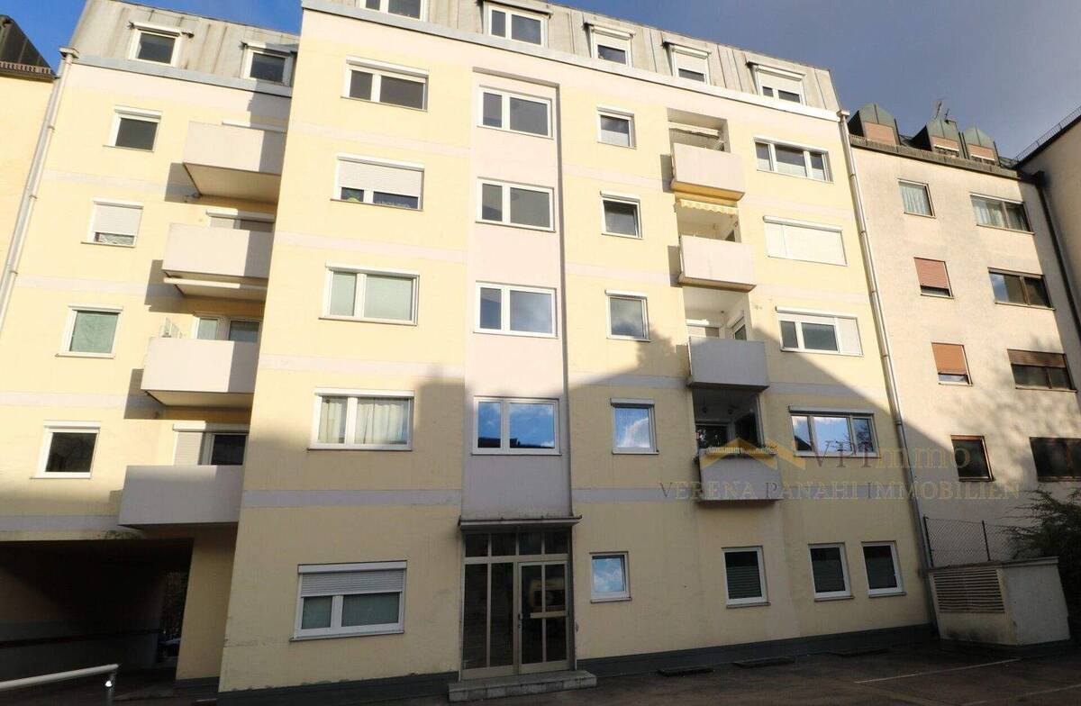 Ideale und gut geschnittene 3-Zimmer Wohnung mit Loggia in Sendling sucht neuen Eigentümer! – 81369 München – Bild 1 von 4