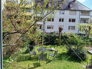 Ruhige Erdgeschosswohnung mit einmaligem Garten in zentraler Lage in der Unterwiehre – 79100 Freiburg im Breisgau – Vorschaubild 5