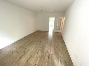 Helle 3-Zimmer-Etagenwohnung mit neuem Badezimmer in Wolfsburg – 38448 Wolfsburg – Vorschaubild 5