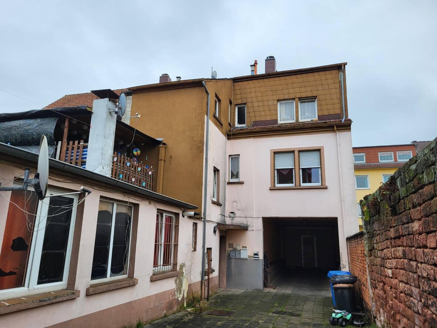 3 Wohnungen plus Gaststätte, 7,5 % Rendite und Steuervorteile – Zweibrücken – Vorschaubild 4