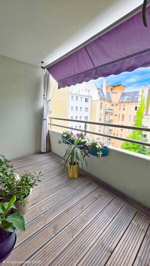Vermietete, sehr gepflegte 2-Zimmer-Wohnung mit Westloggia und Fahrstuhl nur 300 Meter vom Kudamm! – 10629 Berlin – Vorschaubild 3