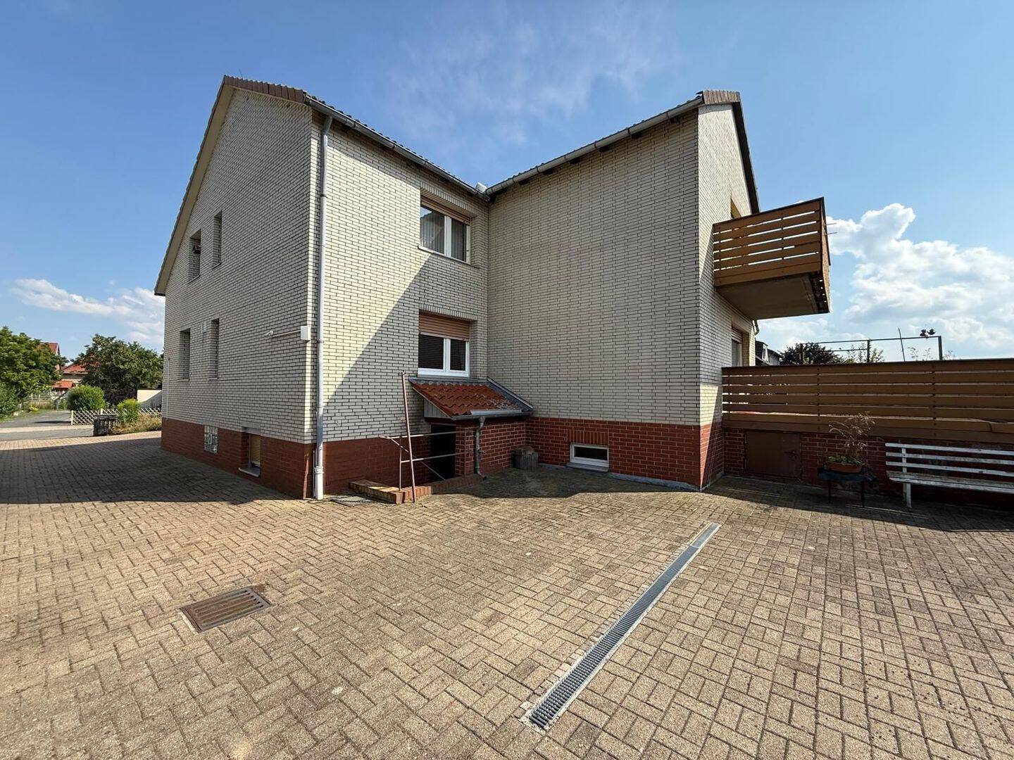 1-Familienhaus mit 4 Garagen – Salzgitter – Vorschaubild 4