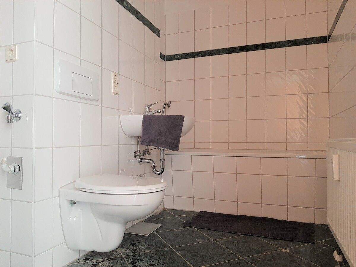 Kapitalanlage 2 ZKB mit Balkon, vermietet. – Chemnitz – Vorschaubild 5