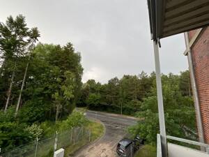 geräumige 4 Zimmer-Wohnung mit Wohnküche, Balkon, Wannenbad und EBK – 23554 Lübeck – Vorschaubild 9