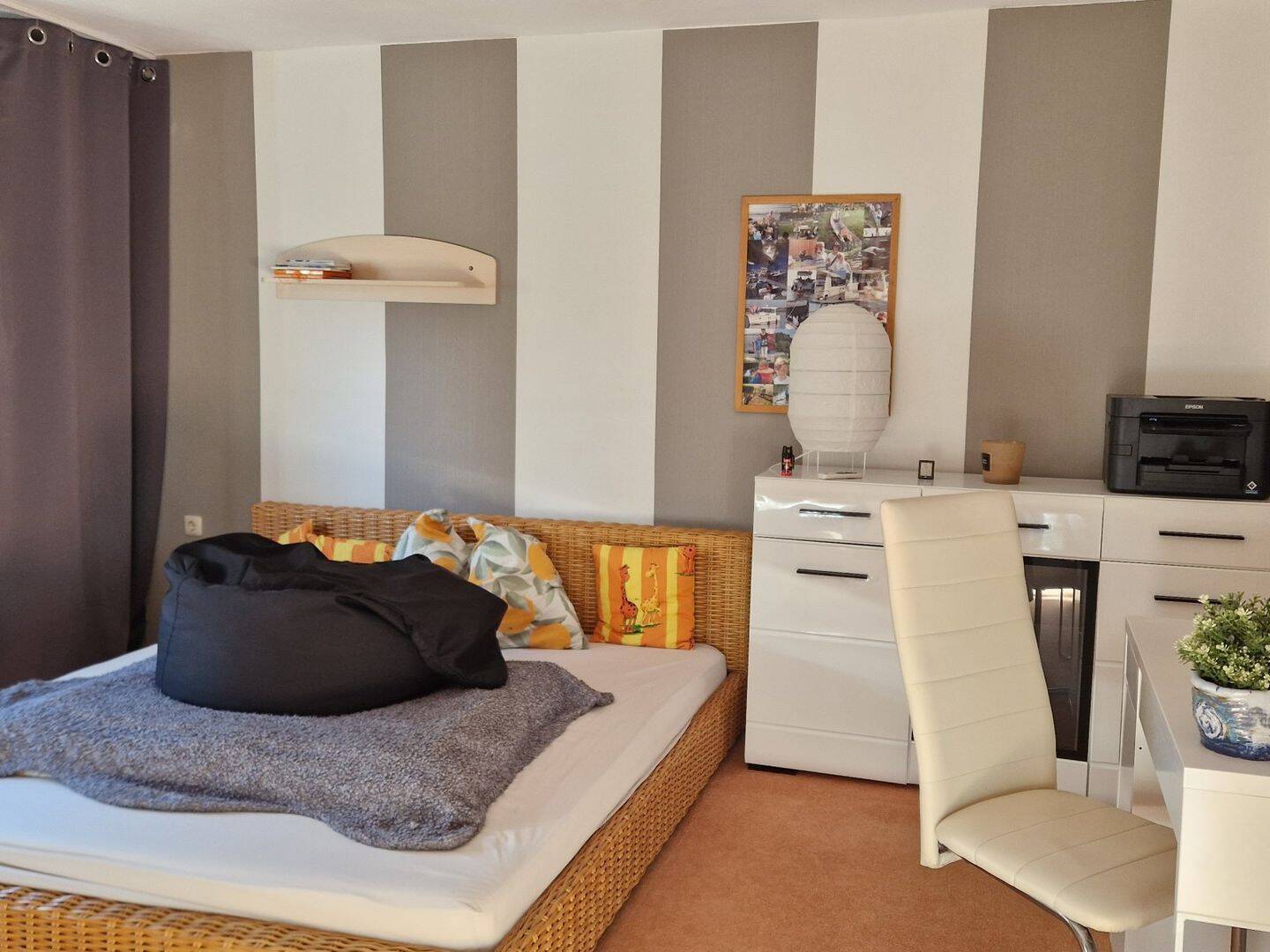 HIER KÖNNEN IHRE KINDER IM EIGENEN POOL TOBEN! GERÄUMIGES FAMILIENZUHAUSE MIT GROSSEM GARTEN WARTET AUF SIE! – Rositz – Vorschaubild 9