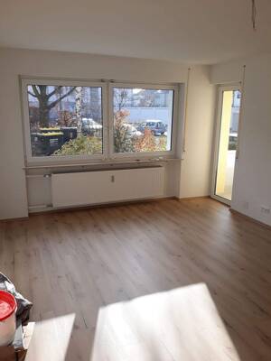 Helle, ruhige und zentral gelegene 3-Zimmer-Wohnung mit Balkon – 90439 Nürnberg – Vorschaubild 6