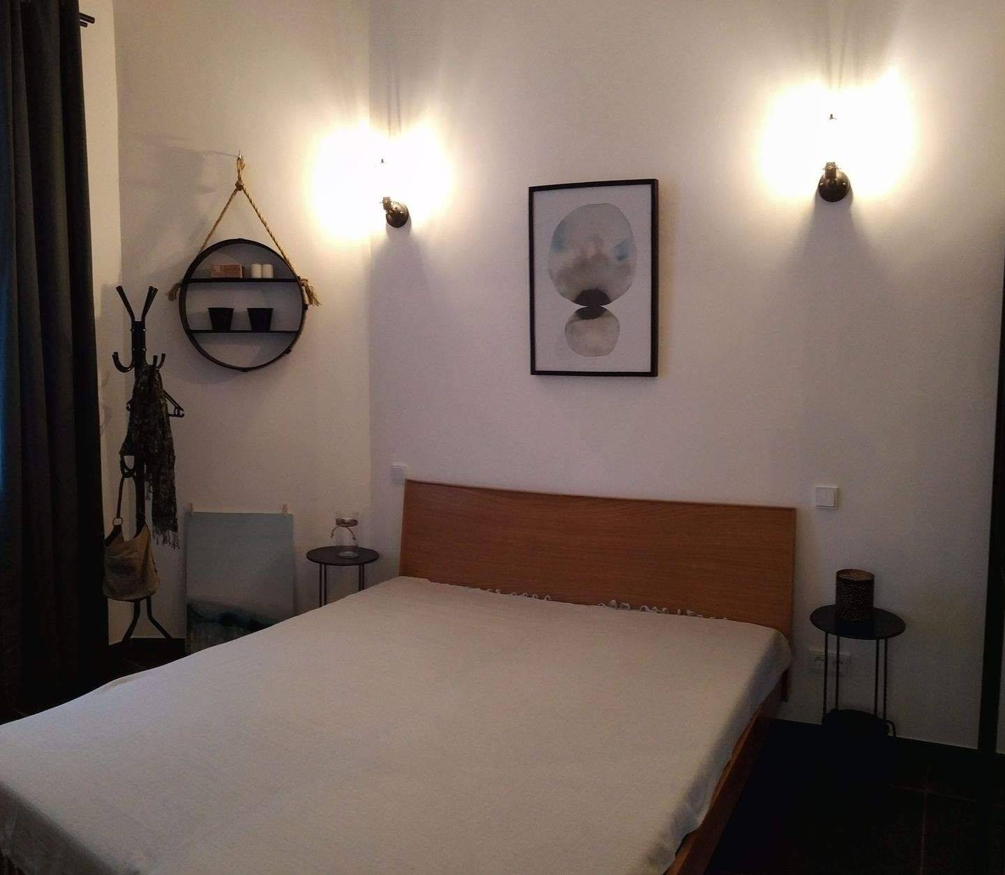 Einziehen und Wohlfühlen – Stilvolle 2-Zimmer-Wohnung mit Gewölbedecken im Herzen Nürnbergs im ruhigen Innenhof eines Denkmalensembles – Nürnberg – Vorschaubild 9