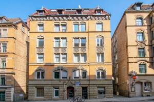 Stilvoll wohnen im Zentrum - renovierte 3-Zimmer-Wohnung in Toplage – 70180 Stuttgart – Vorschaubild 2