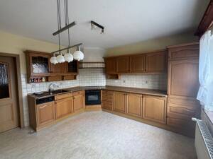 Sanierungsbedürftiges Einfamilienhaus mit separatem Wohnbungalow zur sofortigen Nutzung in Erfurt-Hochheim – 99094 Erfurt – Vorschaubild 4