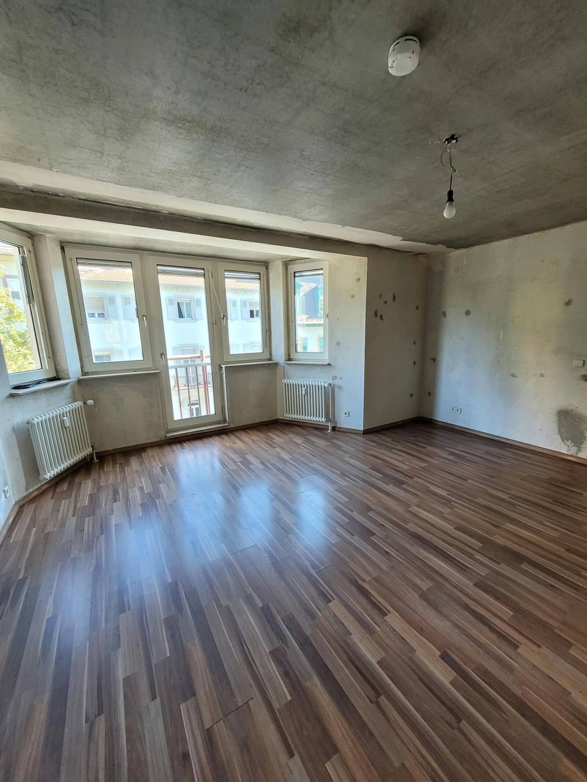 Etagenwohnung in 76133 Karlsruhe mit 70 m² kaufen