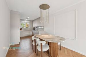 Luxus neu definiert - Exklusiv kernsaniertes Designerhaus mit Smart-Home & Premiumausstattung – 40489 Düsseldorf – Vorschaubild 2