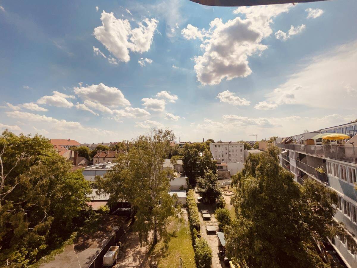 2x baugenehemigte Dachgeschossrohlinge für 3 Wohnungen in Top Lage! Berlin-Weißensee!