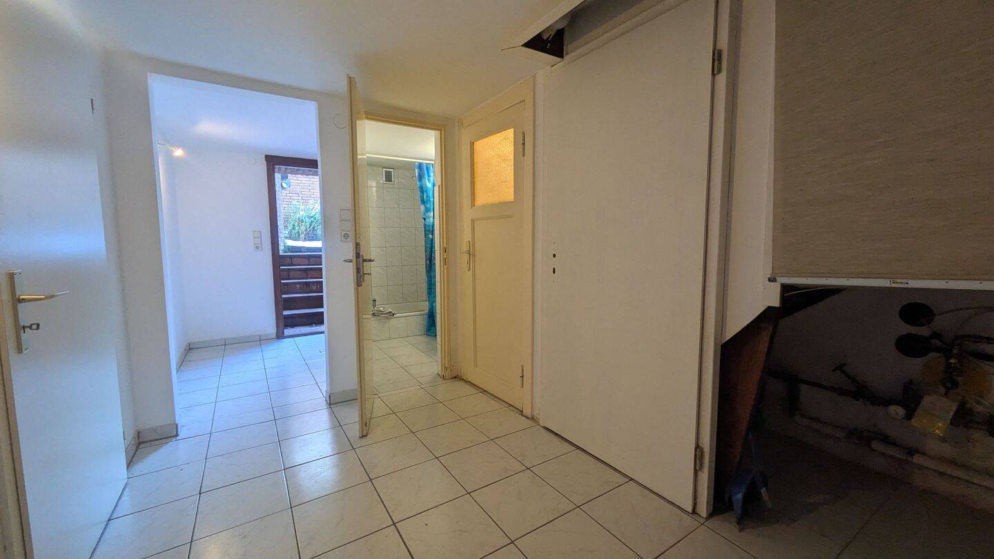 ## 1,5 Zi. , Küche , Duschbad, WC, Fliesen ## – Bremen – Vorschaubild 3