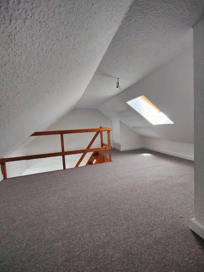 Sanierte Dachgeschosswohnung zum Wohlfühlen – Mönchengladbach – Vorschaubild 9