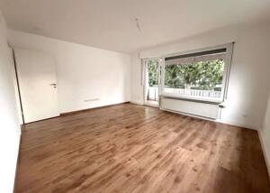 Helle 3-Zimmer-Wohnung mit Balkon in Ludwigsburg-Ost