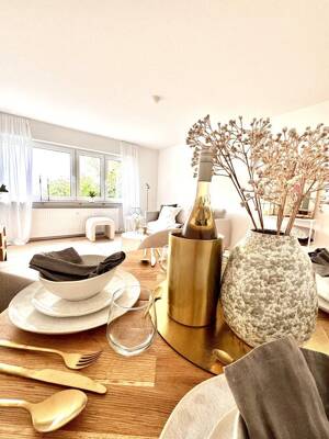 Bezaubernde 3-Zimmer-Wohnung: Erstbezug nach stilvoller Sanierung – 73733 Esslingen am Neckar – Vorschaubild 1