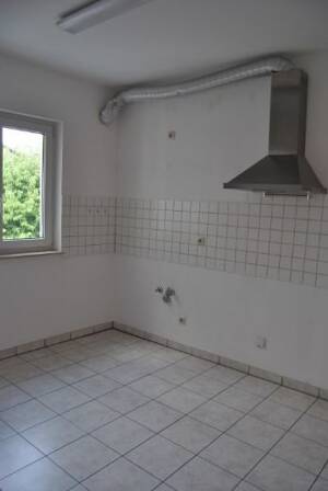 Freundliche 3-Zimmer-Wohnung mit gehobener Innenausstattung mit Balkon in Fürth Oberfürberg – 90768 Fürth – Vorschaubild 8