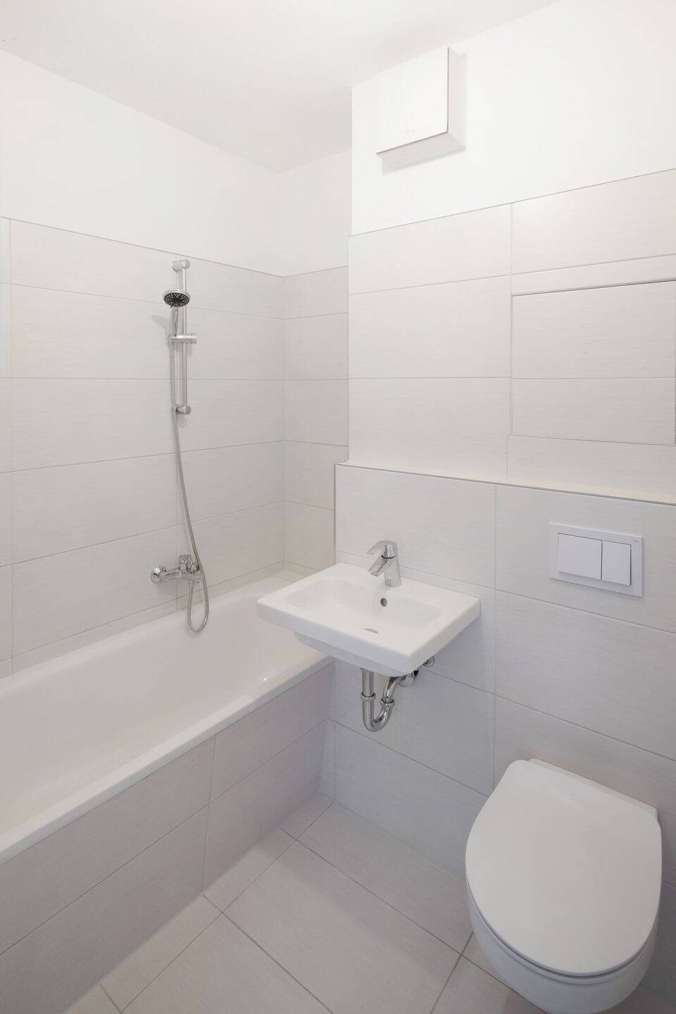 Frisch renovierte 3-Zimmer-Wohnung mit Balkon im beliebten Prenzlauer Berg – Berlin – Vorschaubild 6