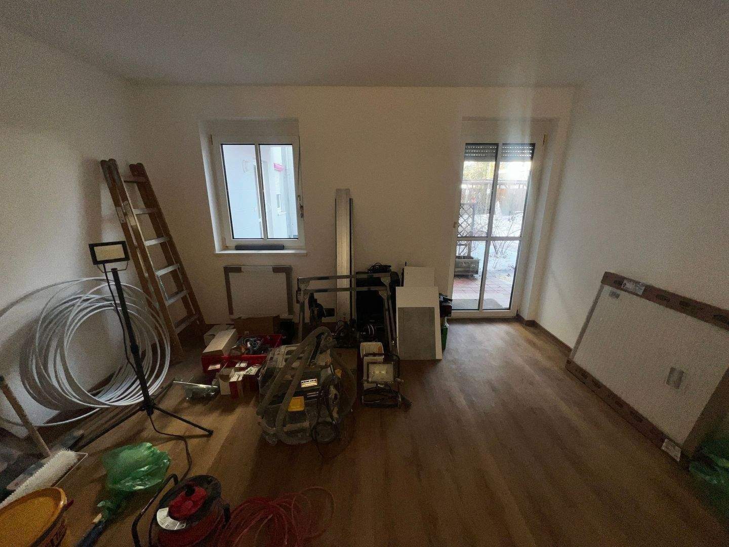 Frisch Renovierte 1-Zimmer Wohnung in entspannter Lage mit Terrasse – Regensburg – Vorschaubild 5