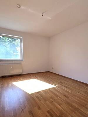 Schöne helle Hochparterre- Wohnung mit Balkon zu vermieten – 26135 Oldenburg – Vorschaubild 4