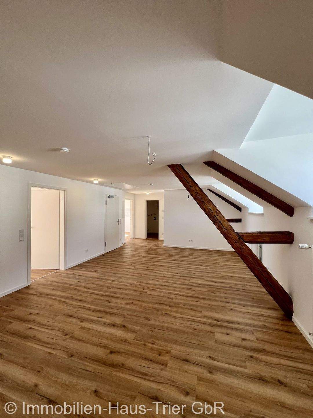 Elegante 2 Zimmer Wohnung in kernsaniertem Altbau – Trier – Vorschaubild 2