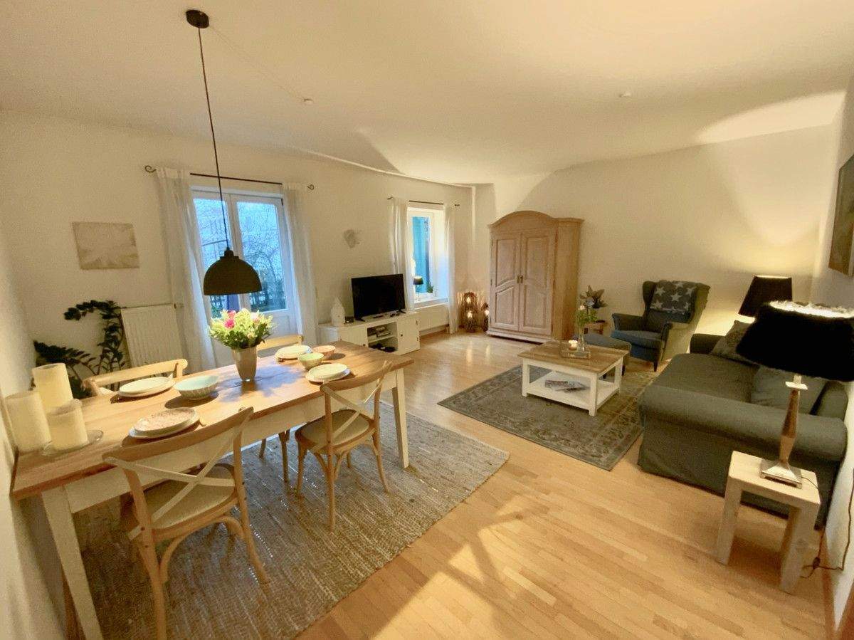 Mulang: Möblierte 2-ZKB Wohnung mit eigener Terrasse in Bestlage – Kassel – Vorschaubild 3