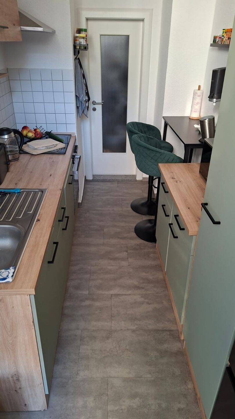 1. OG mit EBK *** / Balkon an der Küche / WG-geeignet - frei ab 1.9.26 – Chemnitz – Vorschaubild 4