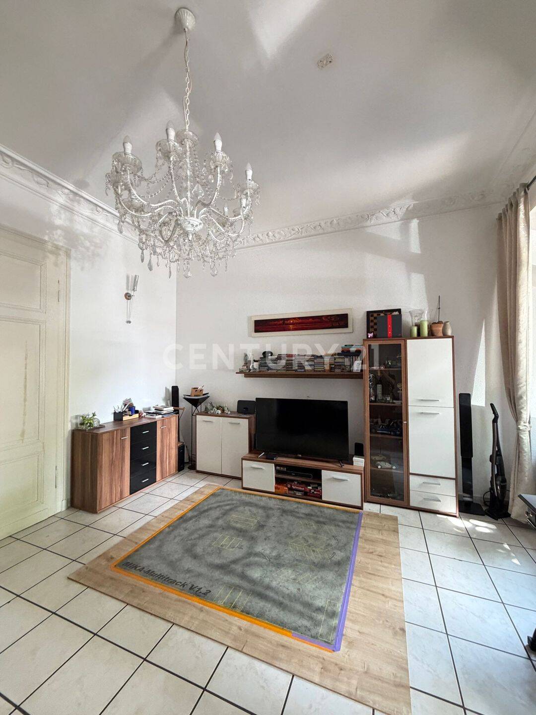 Rendite-Perle in Rheydt: Top-gepflegtes Jugendstil-MFH mit starkem Mietpotenzial! – Mönchengladbach – Vorschaubild 9