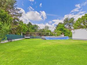 Vollständig renovierter Bungalow mit großzügiger Gartenlandschaft sofort Bezugsbereit – 12524 Berlin – Vorschaubild 2