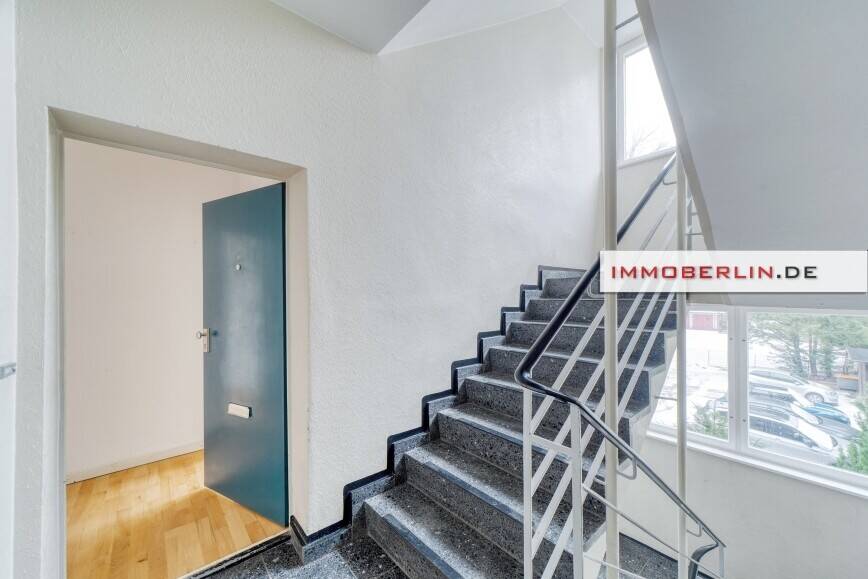 IMMOBERLIN.DE - Charmante 3-Zimmer-Wohnung mit Sonnenbalkon nahe Mexikoplatz – Berlin – Vorschaubild 5