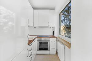 Helle 2-Zimmer-Wohnung mit Südbalkon und Tiefgaragenstellplatz - sofort bezugsfrei – 81673 München – Vorschaubild 4