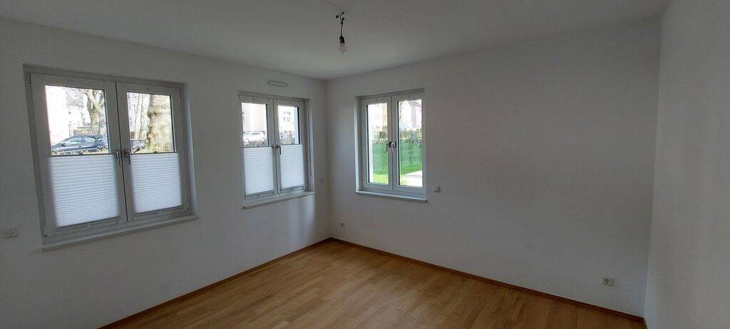 Bei VIVAWEST die Sonnenstrahlen auf der eigenen Terrasse genießen. – Bochum – Vorschaubild 7