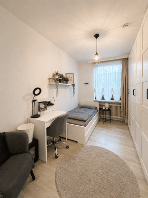 Großzügige 4-Zimmer-Wohnung mit Balkon - familienfreundlich, hell und vielseitig nutzbar – 22117 Hamburg – Vorschaubild 8