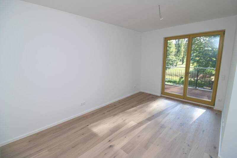 Erstbezug: Exklusiver Neubau im Zentrum mit Loggia, Fußbodenheizung und Parkett! – Chemnitz – Vorschaubild 9