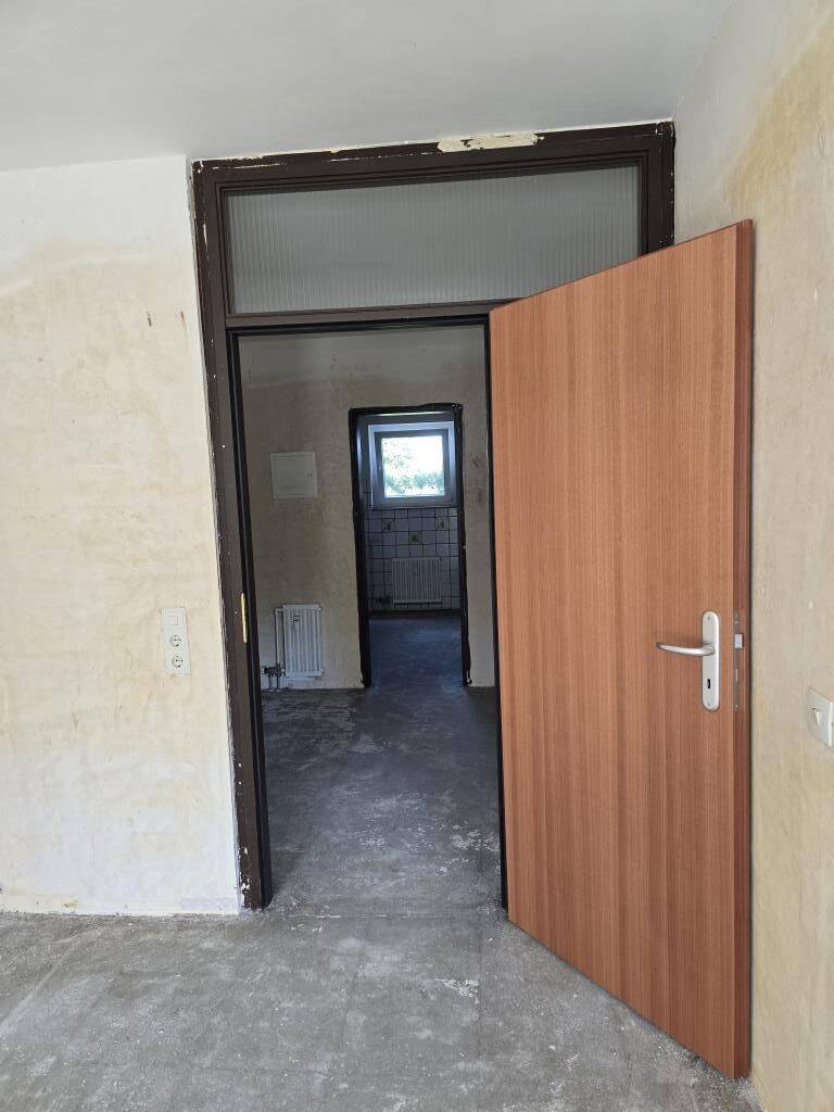 Sehr großzügige und leerstehende Eigentumswohnung mit Balkon zum provisionsfreien Erwerb – Köln – Vorschaubild 9