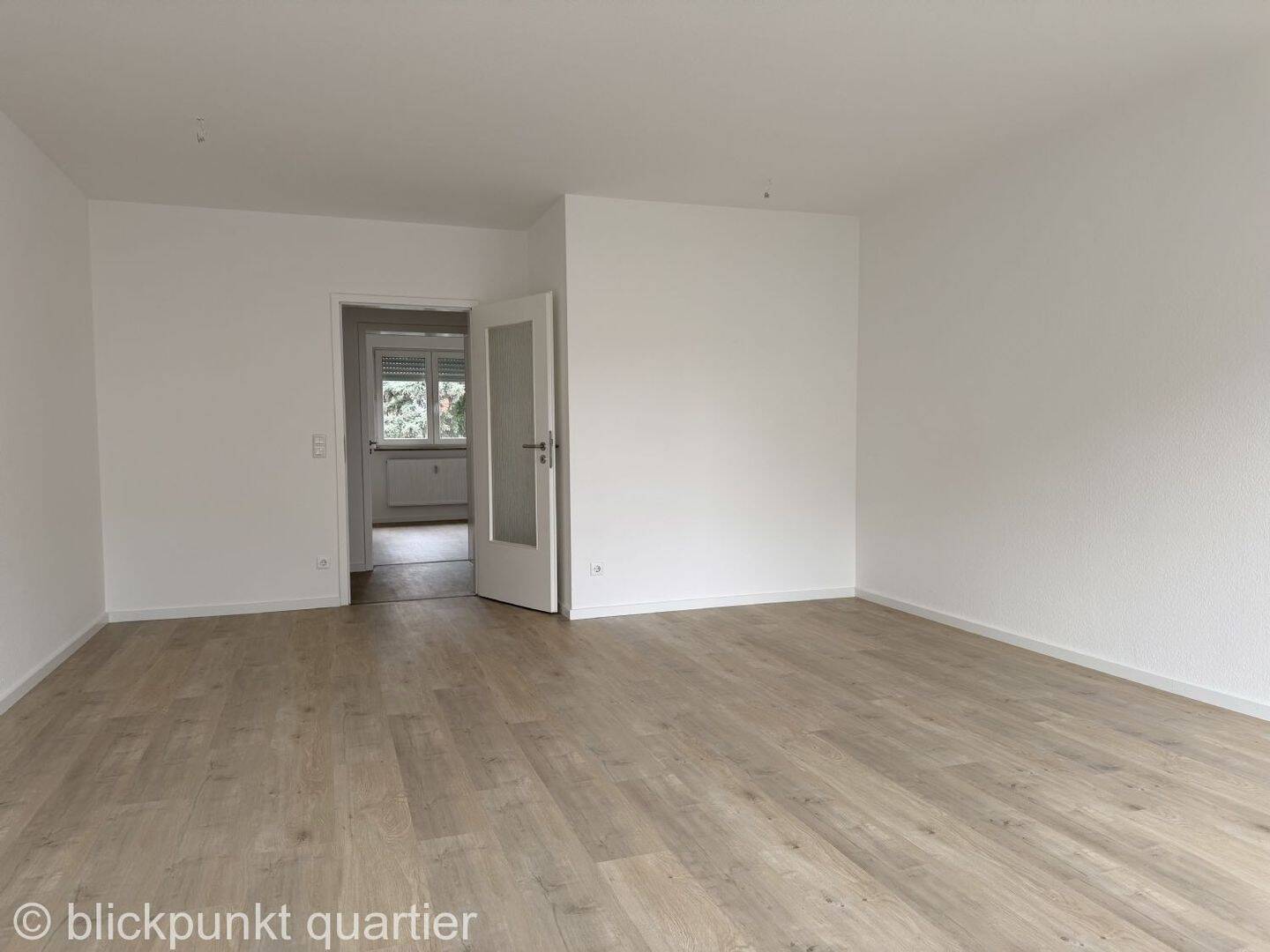 Selbstbezug oder Kapitalanlage: freie helle 2 Zimmer- Wohnung in Johannis – Nürnberg – Vorschaubild 2
