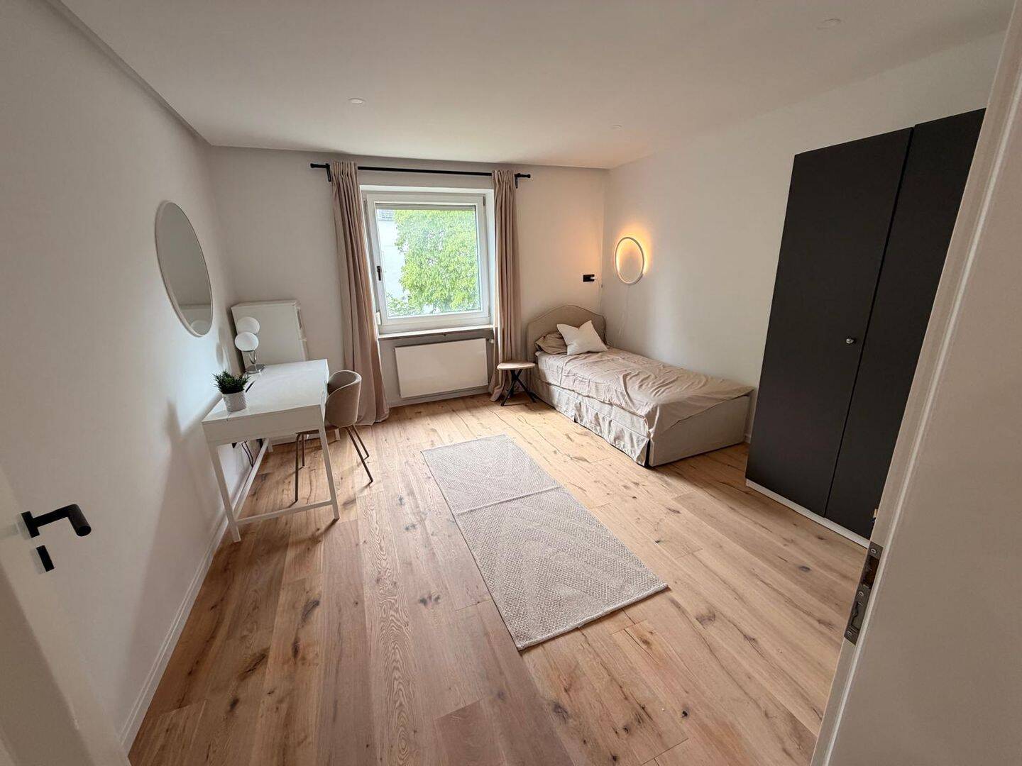 ERSTBEZUG - Stylisch möbliertes WG-Zimmer in Giesing/Ramersdorf – Einziehen & Wohlfühlen!