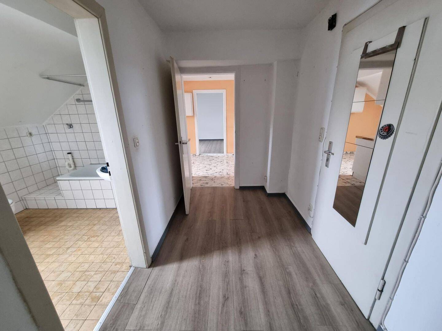 Trier-City: Zentral gelegene 2ZKB Wohnung mit 44 m² Wohnfläche – Trier – Vorschaubild 9