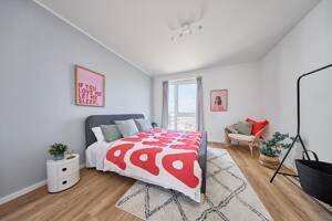 Bezugsfertiges Townhouse ab Oktober: UP TOWN Living - urban, familienfreundlich und zukunftsorientiert – 23558 Lübeck – Vorschaubild 1